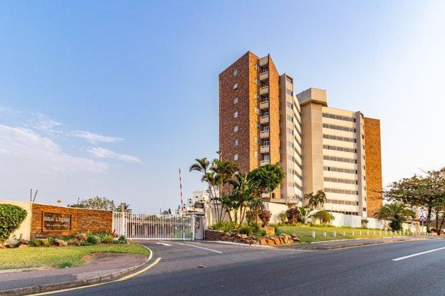 Fully Furnished 3 Bedroom Apartment For Sale in Umhlanga Central