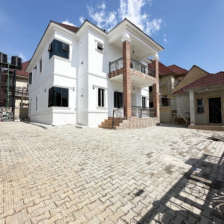 Opulent 4 Bedroom House For Sale in Lokogoma, Abuja