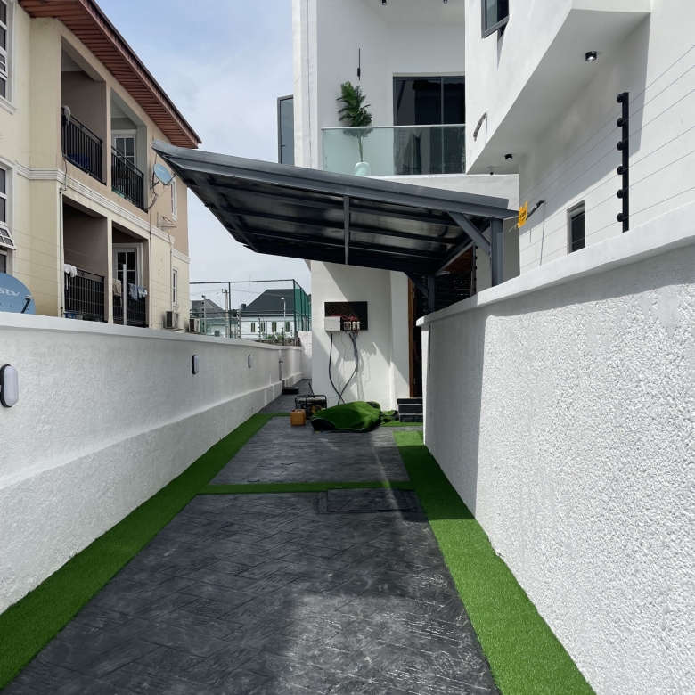 Newly Built 4 Bedroom House For Sale in Chevron, Lekki Lagos