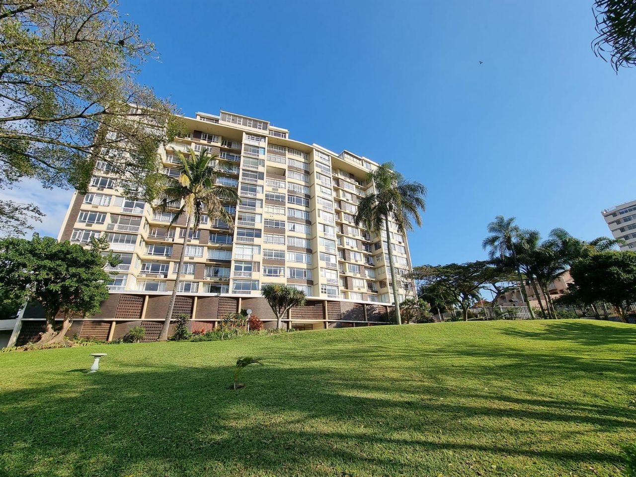 3 Bedroom Revolutionary Masterpiece Apartment For Sale in Musgrave