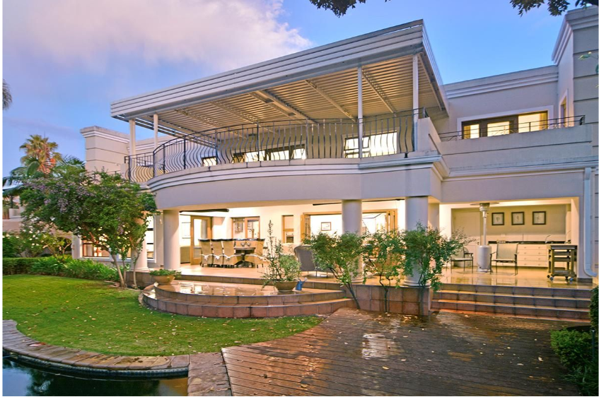 A Majestic And Luxury 5 Bedroom House For Sale in Bryanston