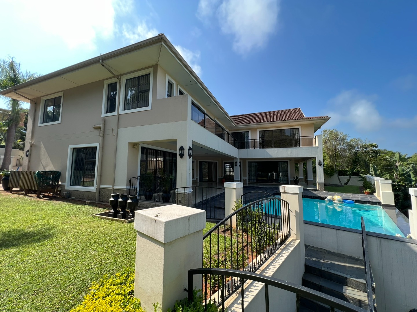 Top-Tier 6 Bedroom House For Sale in Durban North