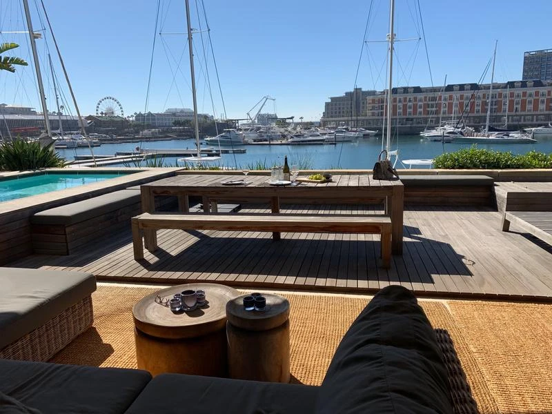 Immaculate Apartment For Rent in Waterfront, Cape Town