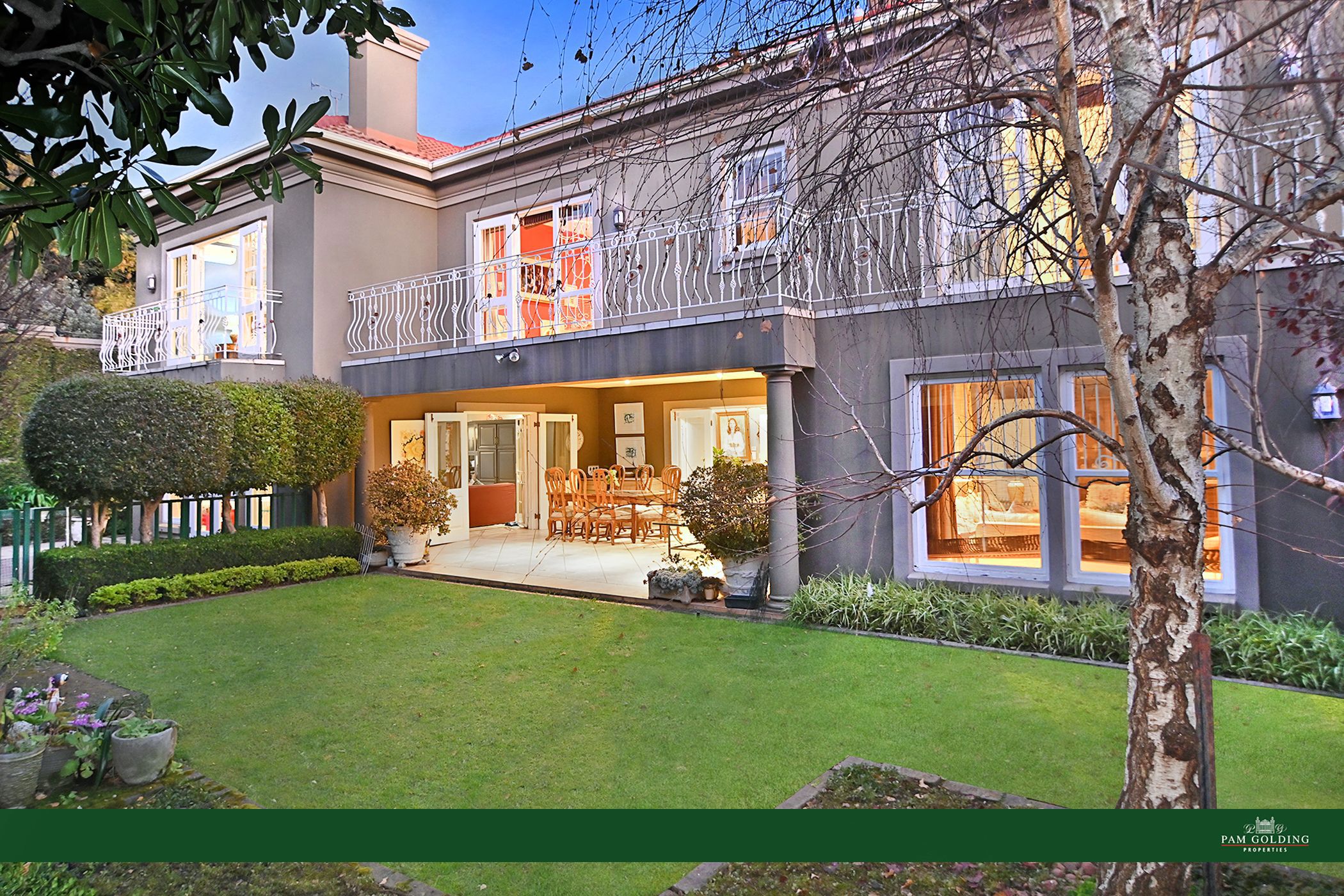 Sophisticated 4 Bedroom Double-Storey Cluster For Sale in Hyde Park, Sandton