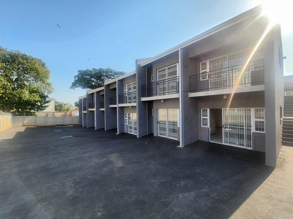 Brand New 16 Bedroom Apartment Block For Sale in Musgrave