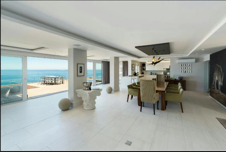 The Ultimate 3 bedroom apartment for sale in Bantry Bay