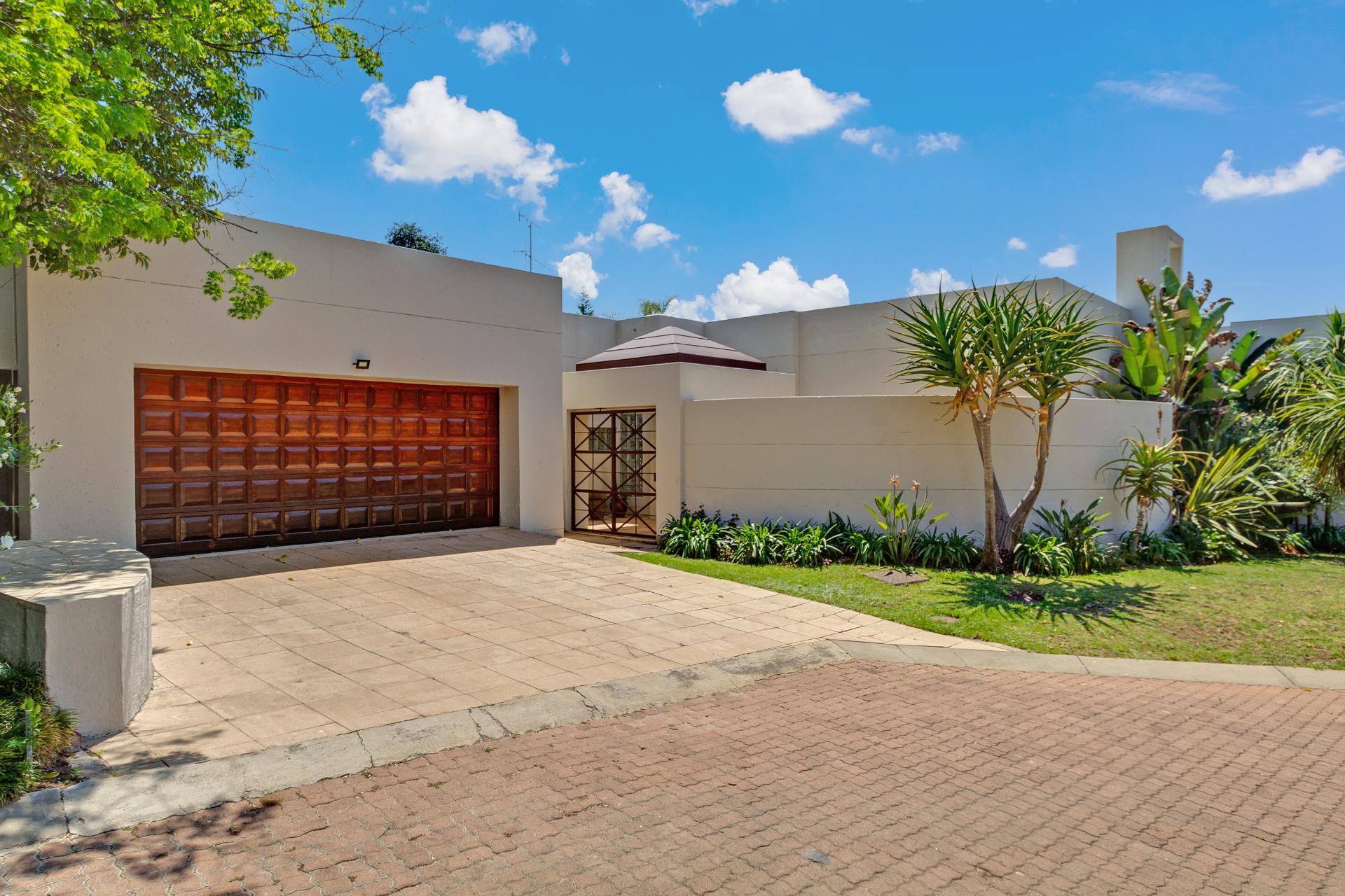 Gorgeous 3 Bedroom Family House For Rent in Dainfern Golf Estate