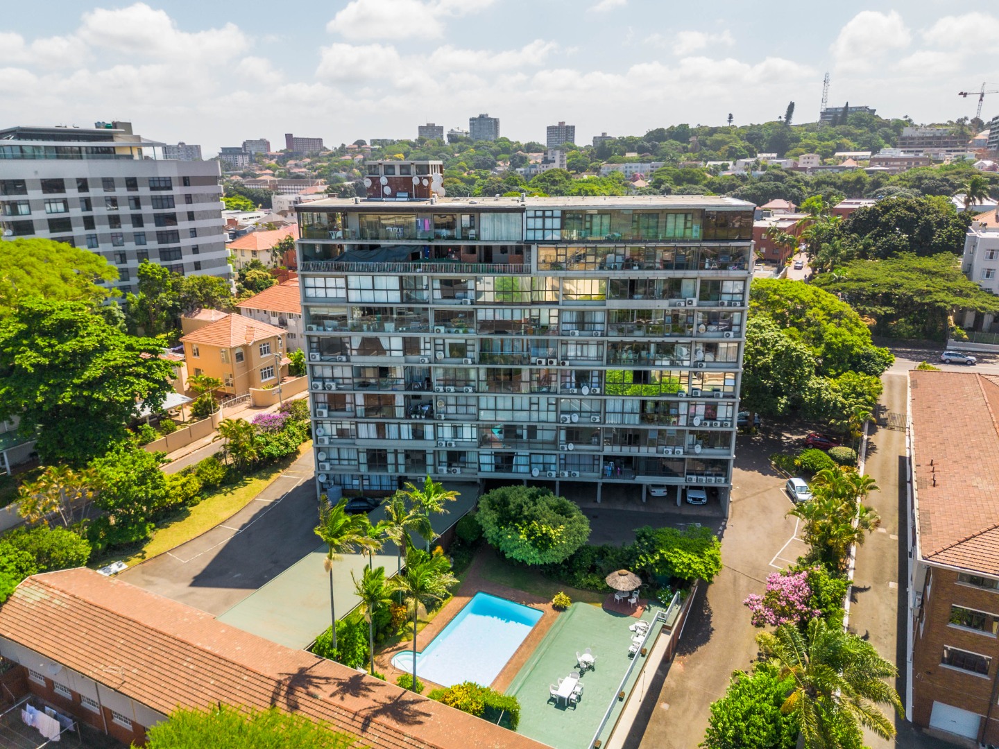 Majestic 3 Bedroom Penthouse Apartment For Sale in Musgrave