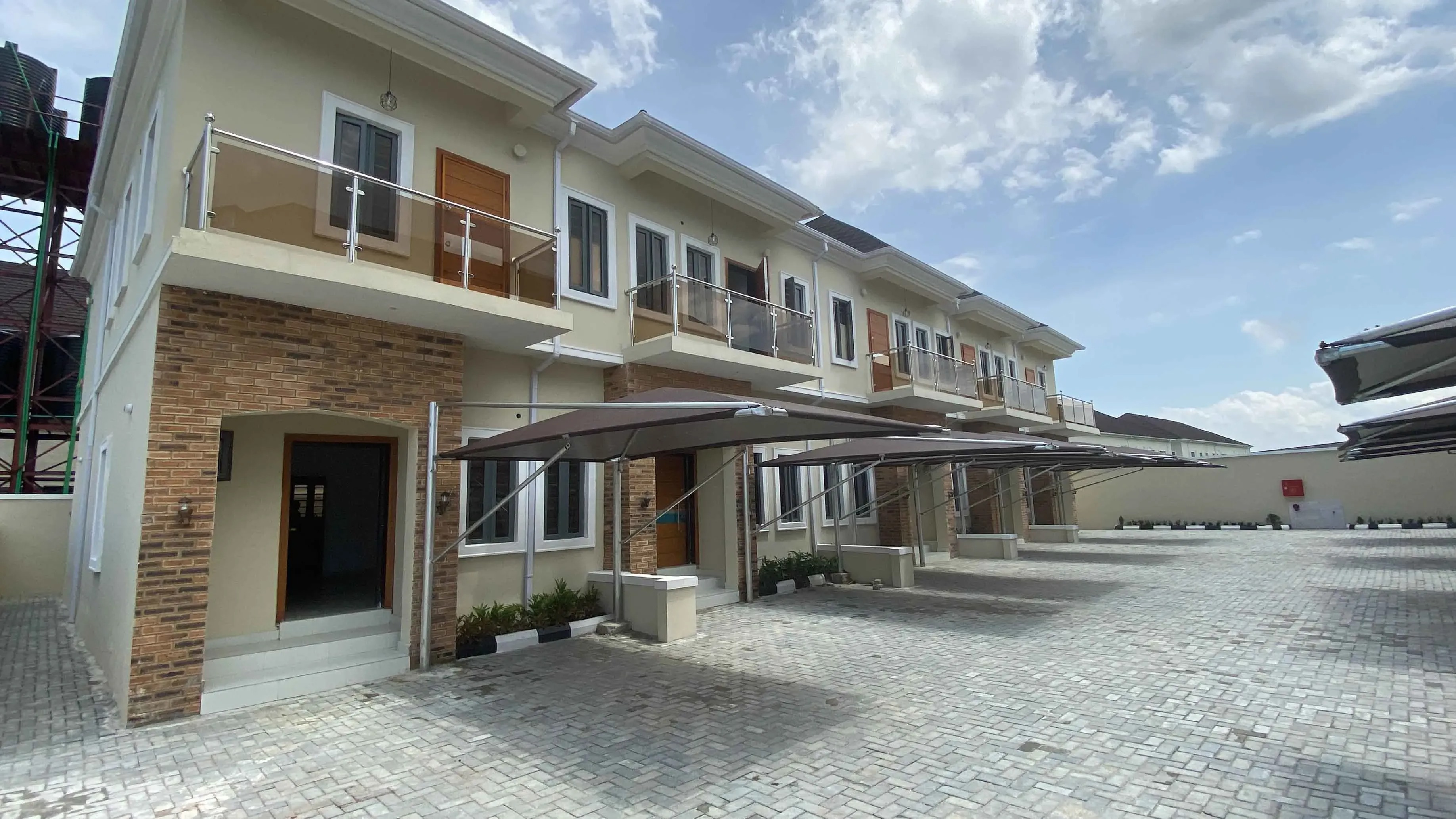 Ideal 3 Bedroom Apartment For Sale in Lekki Gardens Phase 4 Road