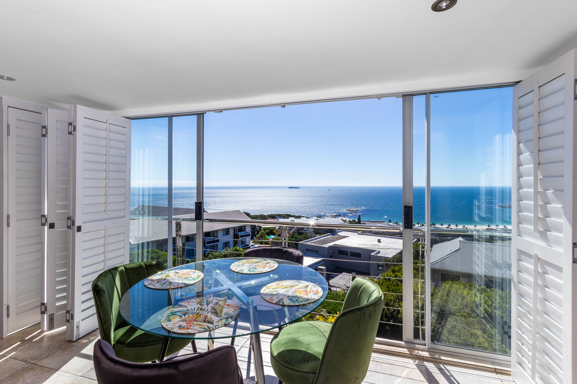 Deluxe 2 Bedroom Apartment For Sale in Camps Bay, Cape