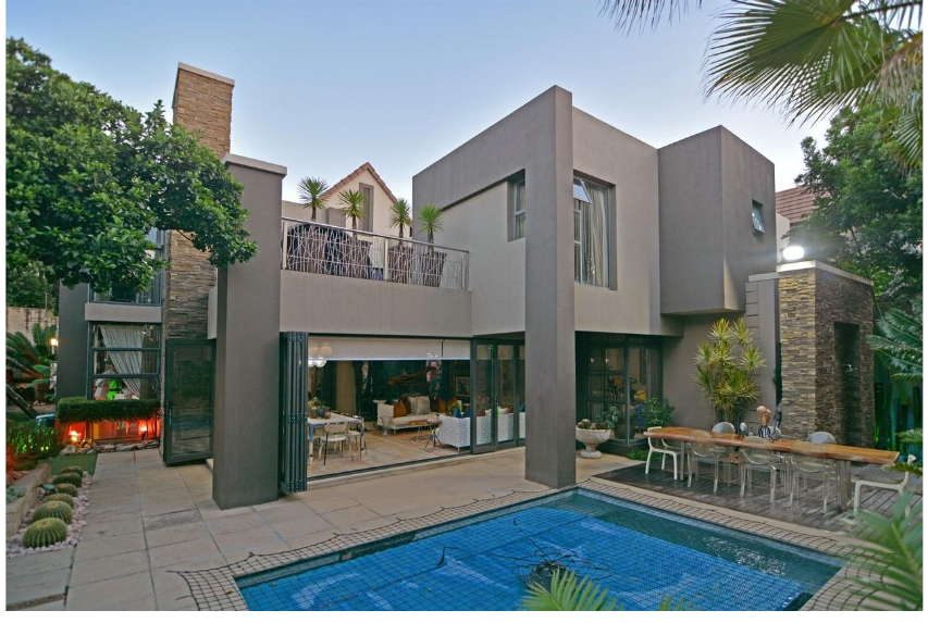 A Unique And Mesmerising 5 Bedroom House For Sale in Woodmead