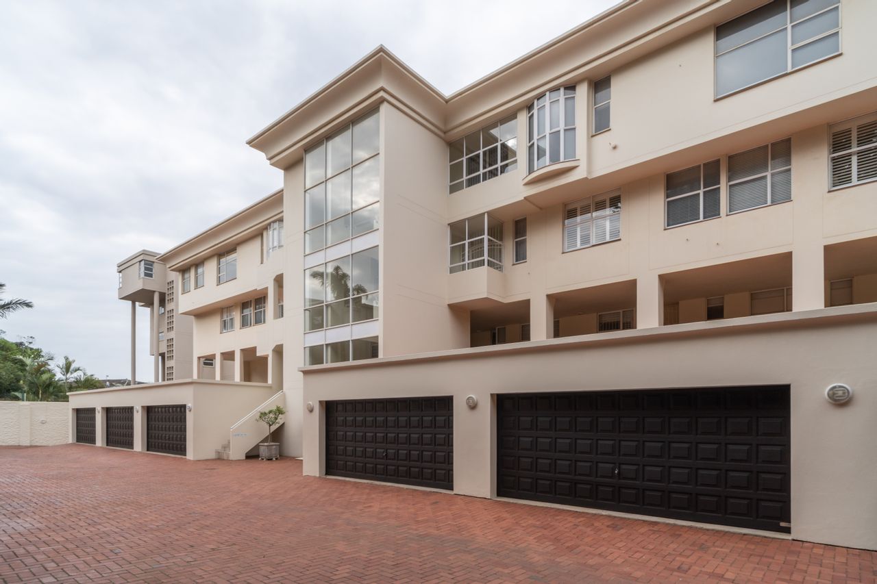 Ultra-Modern 3 Bedroom Apartment For Sale in Musgrave