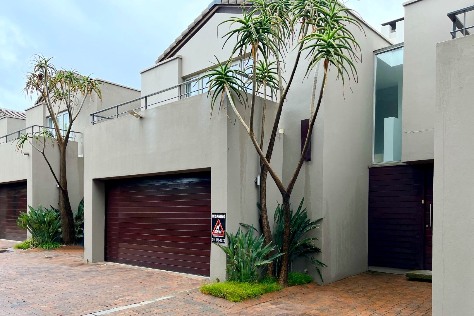 Ultra-Modern 3 Bedroom Townhouse For Sale in Atholl