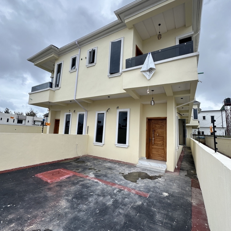 The Ideal 4 Bedroom House For Sale in Ikota, Lagos