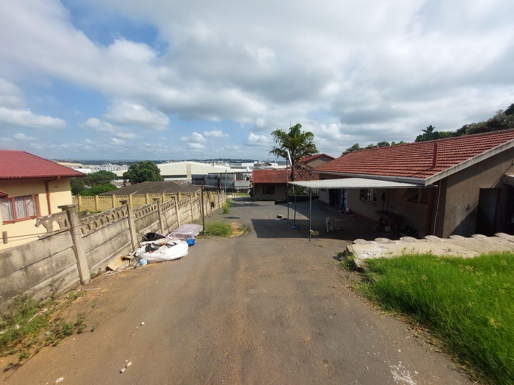 Investment Opportunity- Beautiful 9 Bedroom Freestanding For Sale in Isipingo Beach