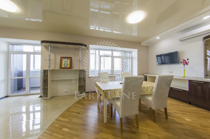 Verkauf Wohnung 9-Zimmer Kovpaka St. 17 Kiew