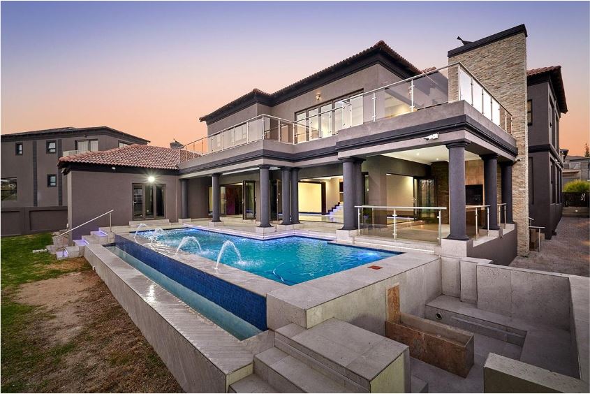 Exquisite Modern 6 Bedroom Mansion For Sale in Blue Valley Golf Estate