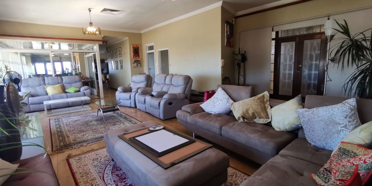 Stunning 3 Bedroom Apartment For Sale In Musgrave