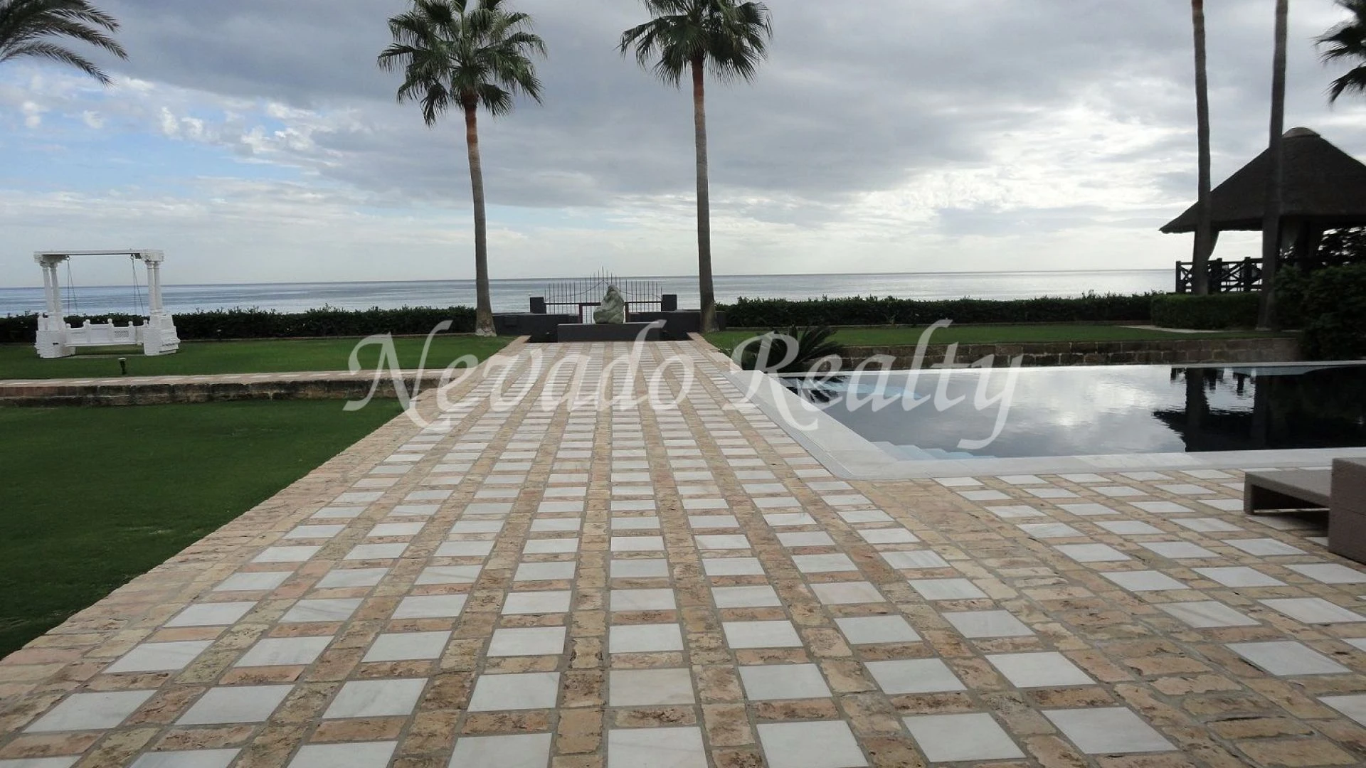 Frontline beach villa for sale in Los Monteros