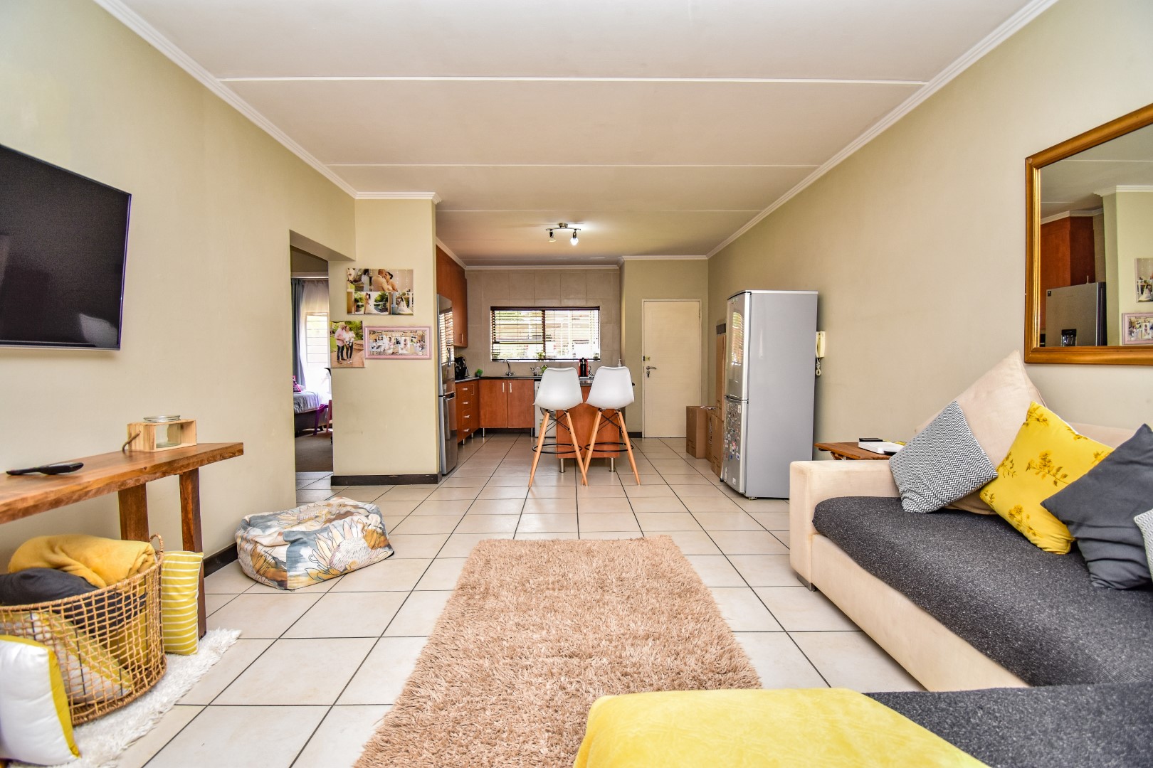 Ideal 2 Bedroom Garden Apartment For Sale in Sunninghill, Sandton