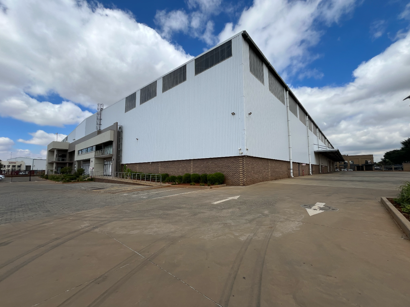 AAA Grade Industrial Property for Rent in Hughes